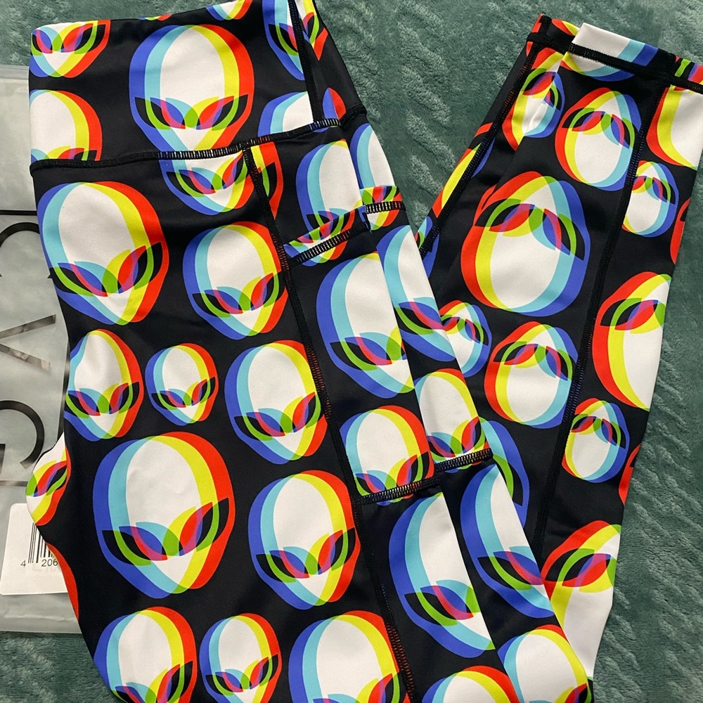CVG Area 51 full length large leggings